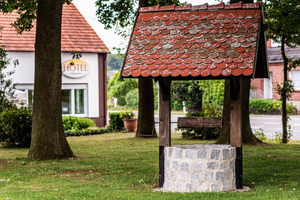 Hotel Lingemann Wallenhorst Bagian luar foto
