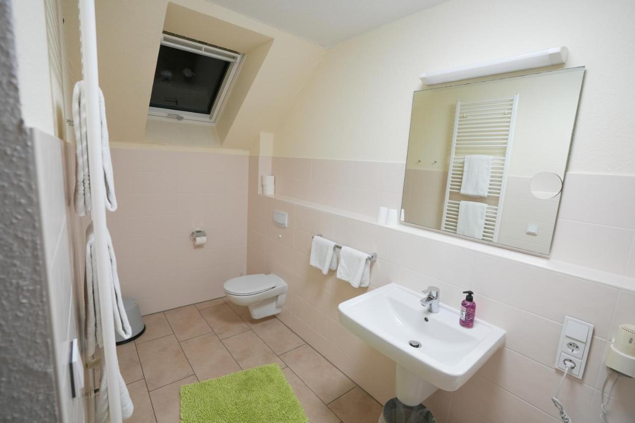 Hotel Lingemann Wallenhorst Bagian luar foto